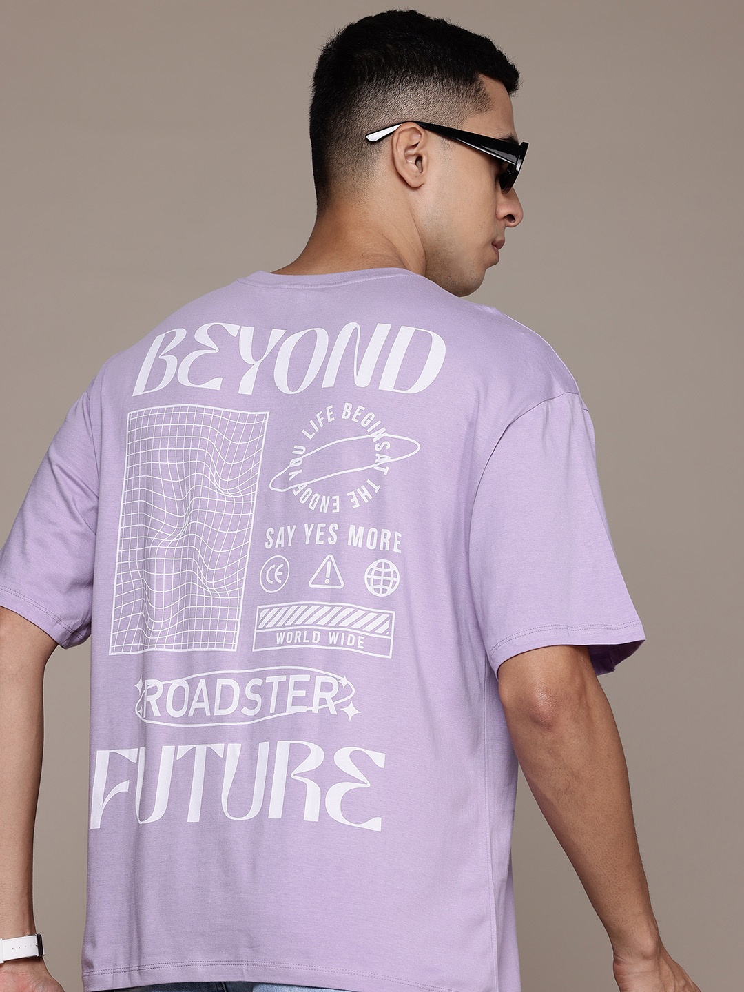 

The Roadster Lifestyle Co. Printed Relaxed Fit Pure Cotton T-shirt, Lavender