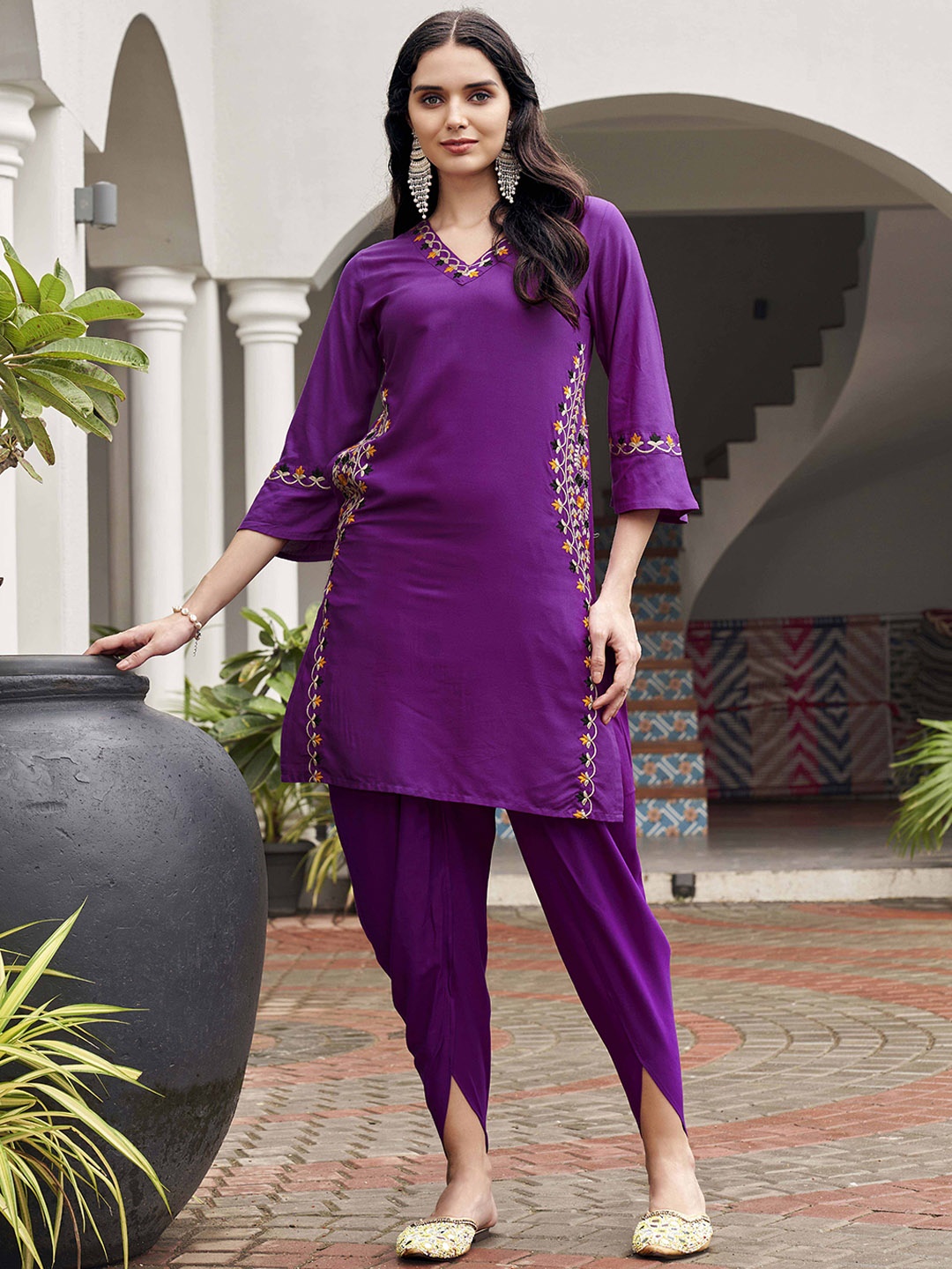 

Tikhi Imli Embroidered V-Neck Tunic & Trousers, Purple