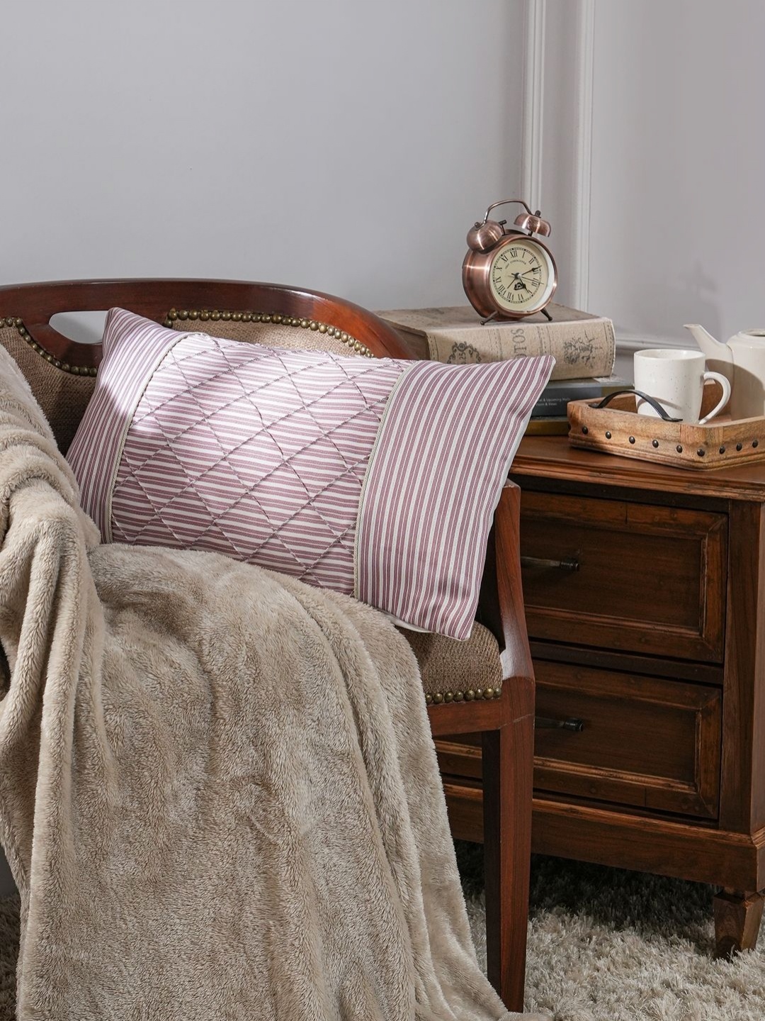 

MASPAR Acanthus Serenity Pink & White Geometric Printed Rectangle Cushion Cover