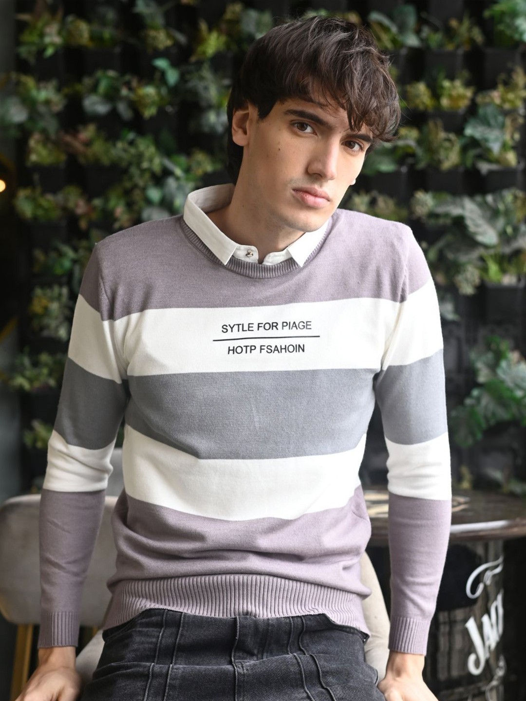 

ODETTE Men Spread Collar Colourblocked Cotton Sweatshirt, Grey