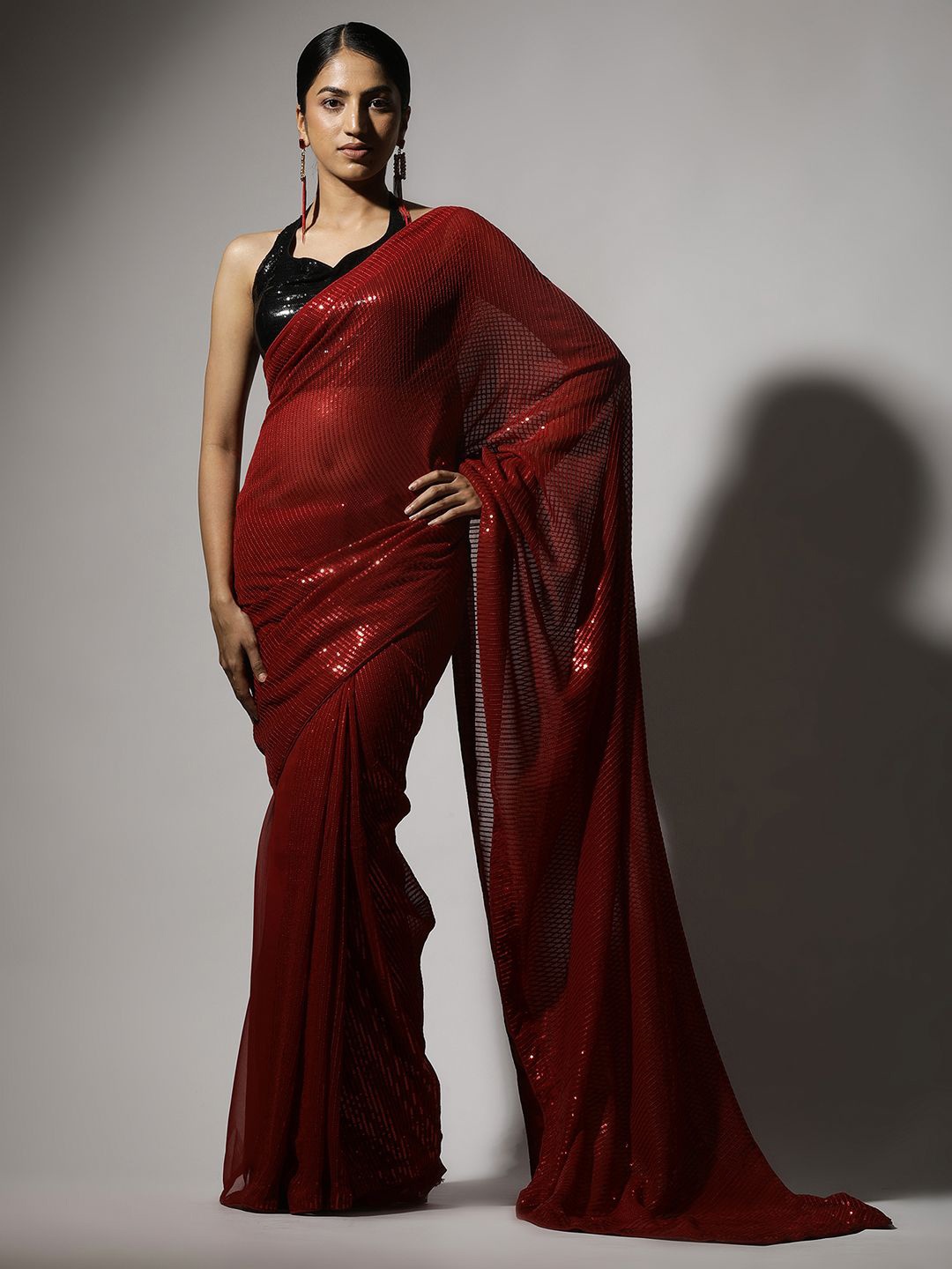 

Qahal Solid Embellished Sequinned Pure Georgette Saree, Red