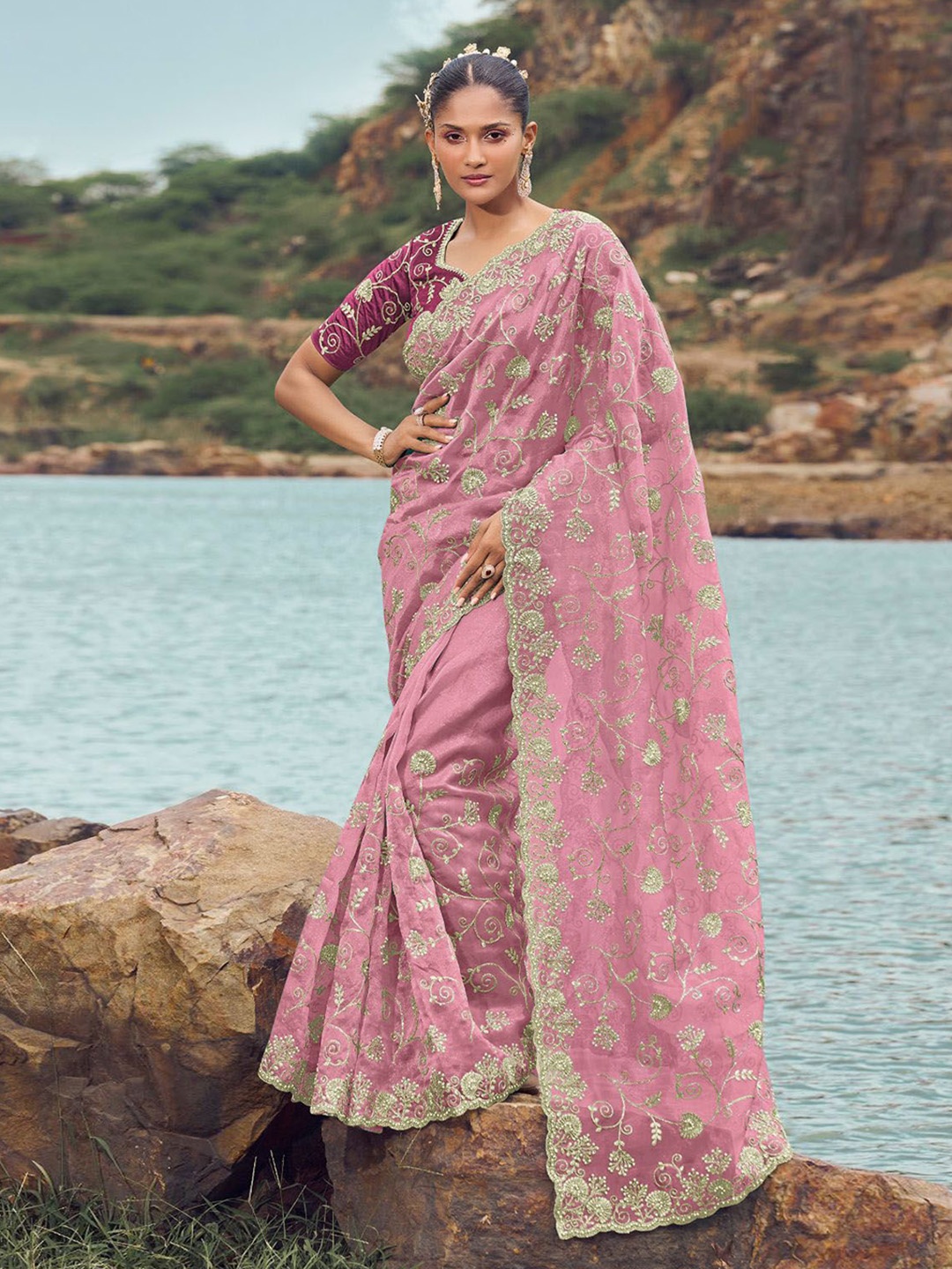 

ODETTE Floral Embroidered Beads and Stones Organza Saree, Pink