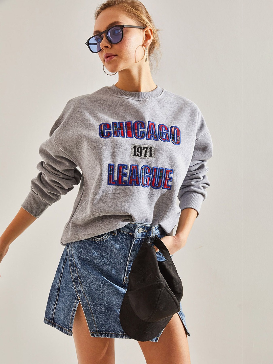 

BIANCO LUCCI Women Graphic Printed Sweatshirt, Grey