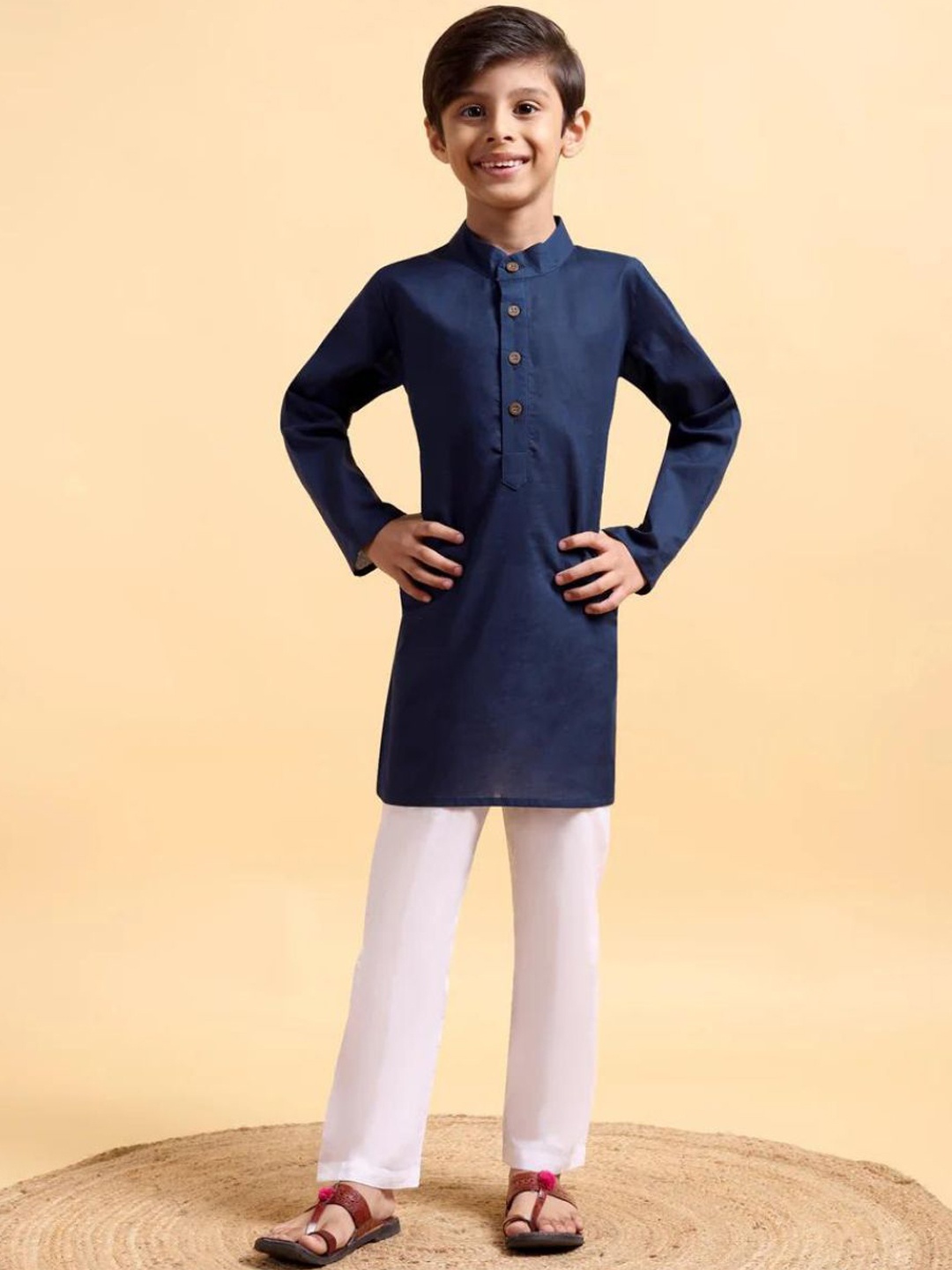 

Mera Rang Boys Mandarin Collar Pure Cotton Straight Kurta With Pyjama, Navy blue