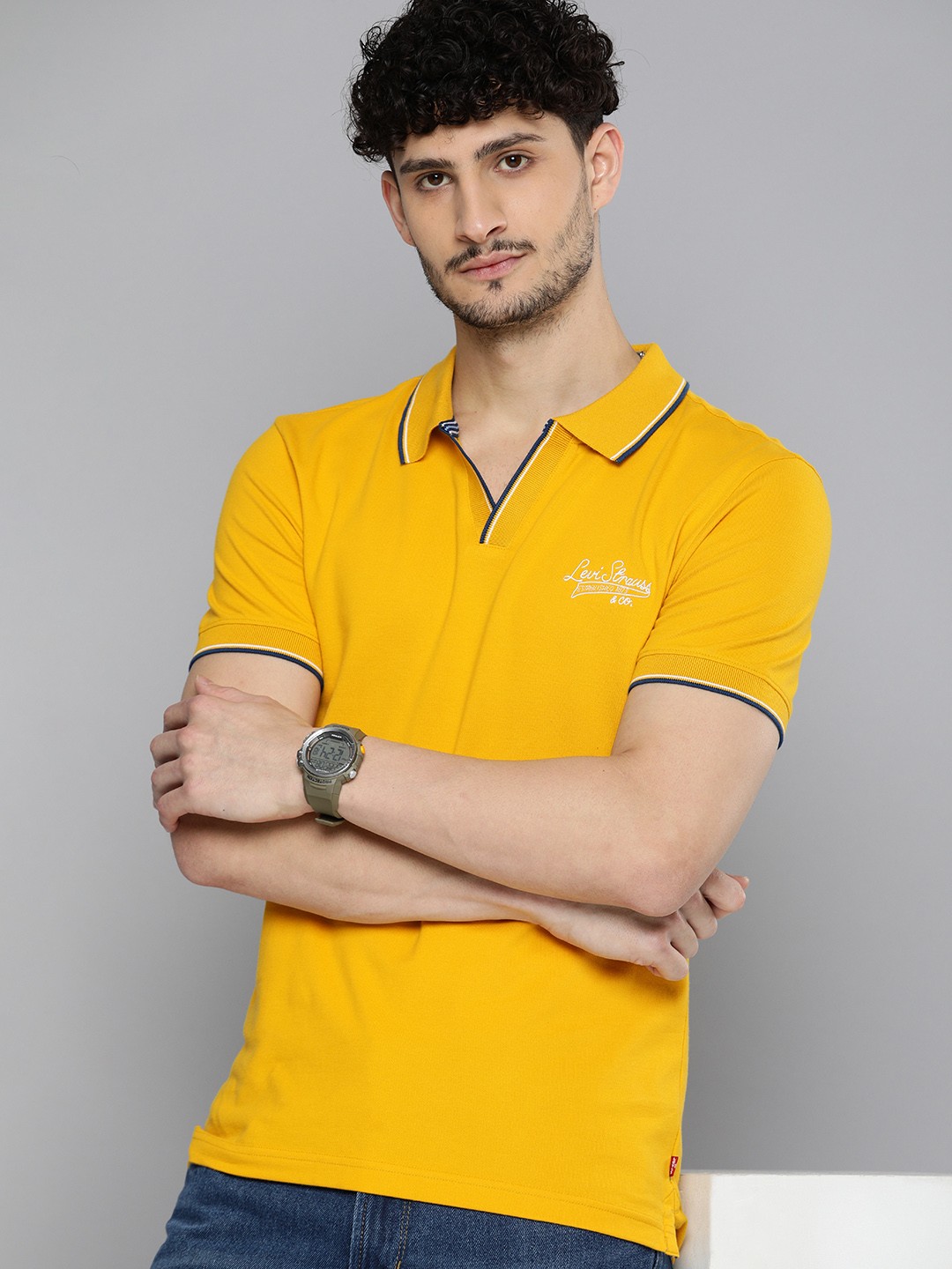 

Levis Solid With Embroidered Detail Polo Collar Slim Fit T-shirt, Yellow