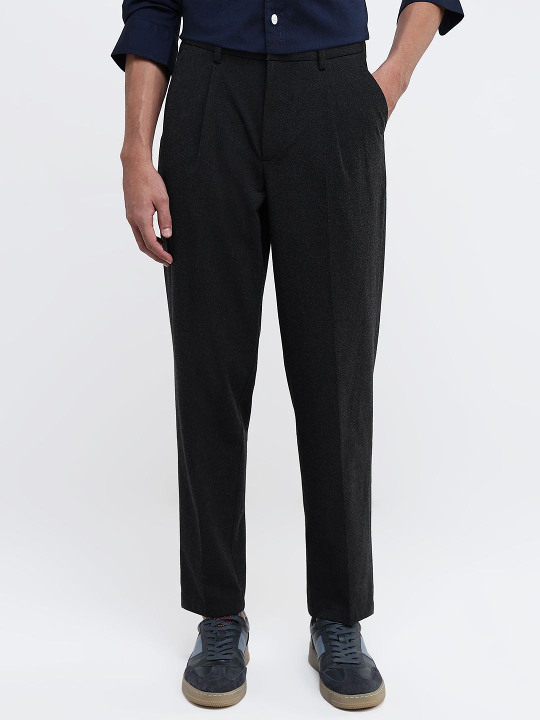 

RARE RABBIT Men Tailored Loose Fit Pleated Trousers, Black