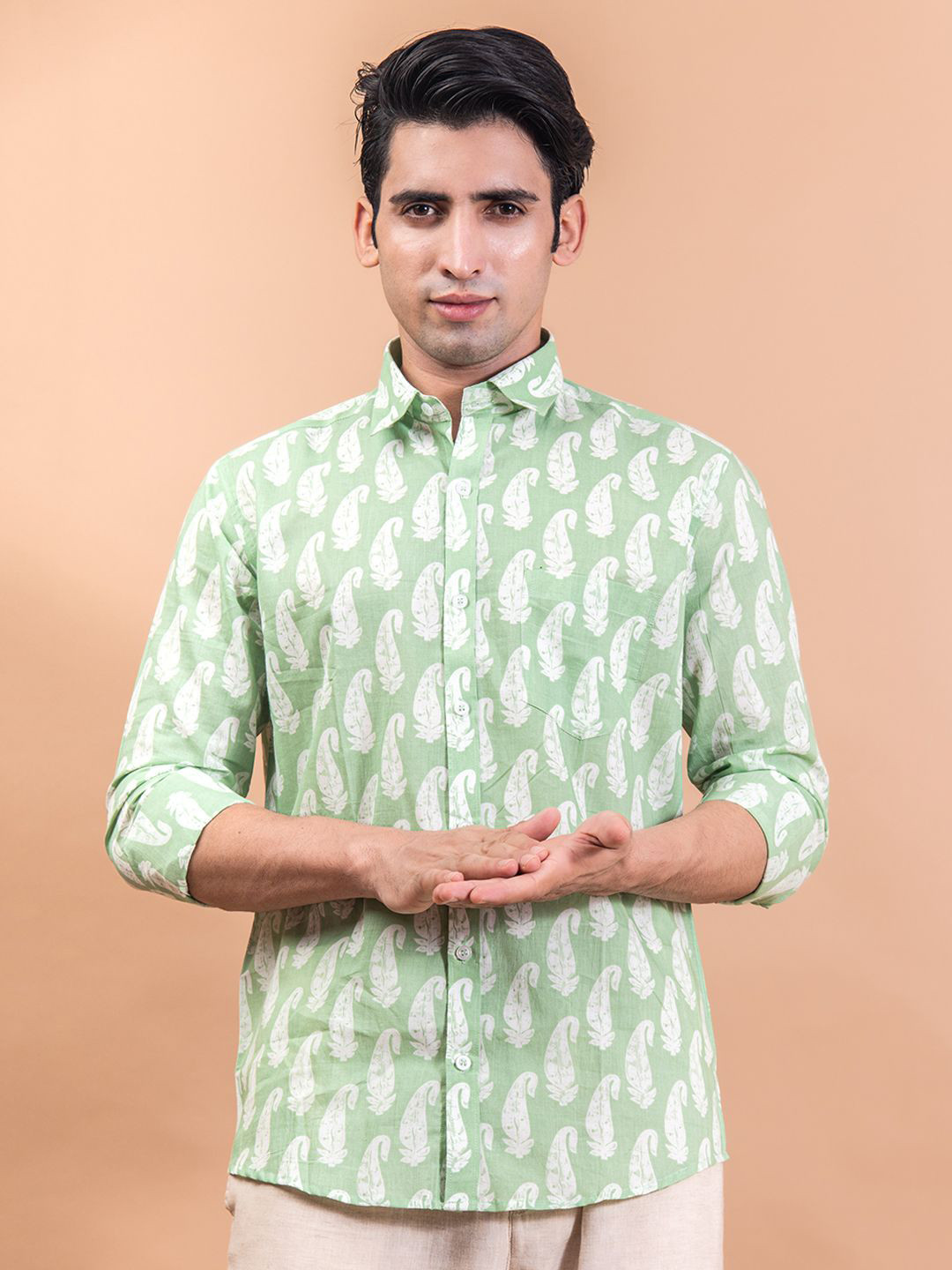 

Tistabene Men Standard Spread Collar Conversational Printed Cotton Casual Shirt, Green