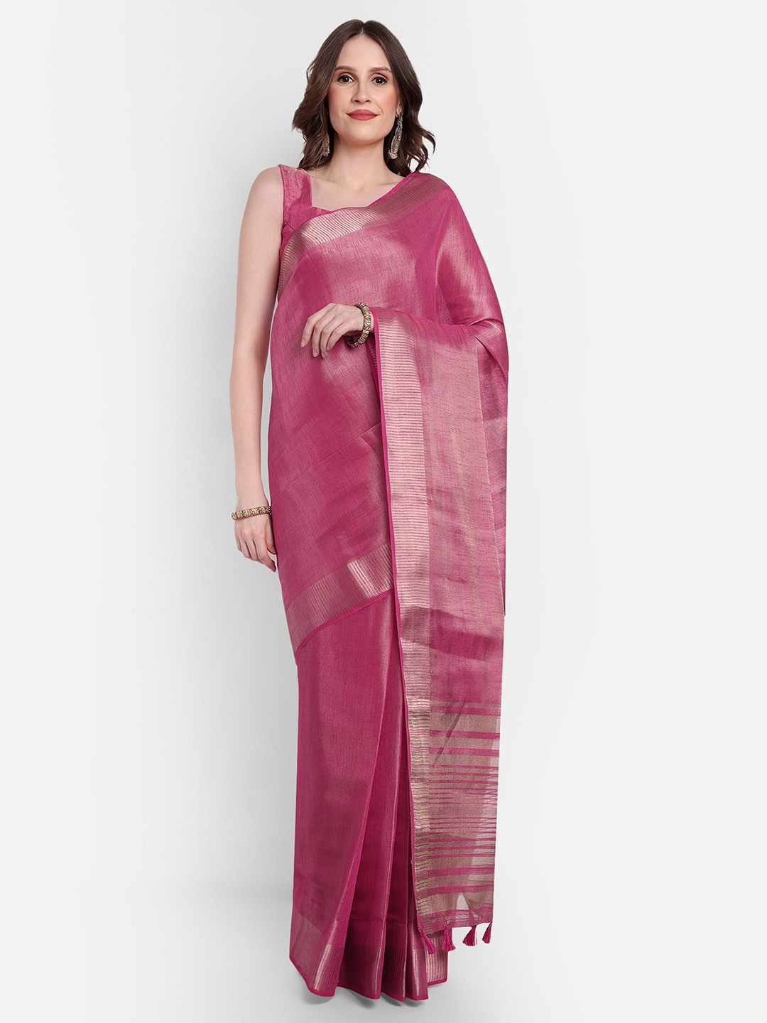 

Aseem by AseemShakti Zari solid Saree, Pink
