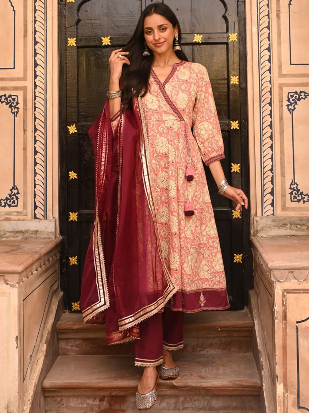 

SAVI Floral Printed Pure Cotton A Line Kurta & Trousers With Dupatta, Peach