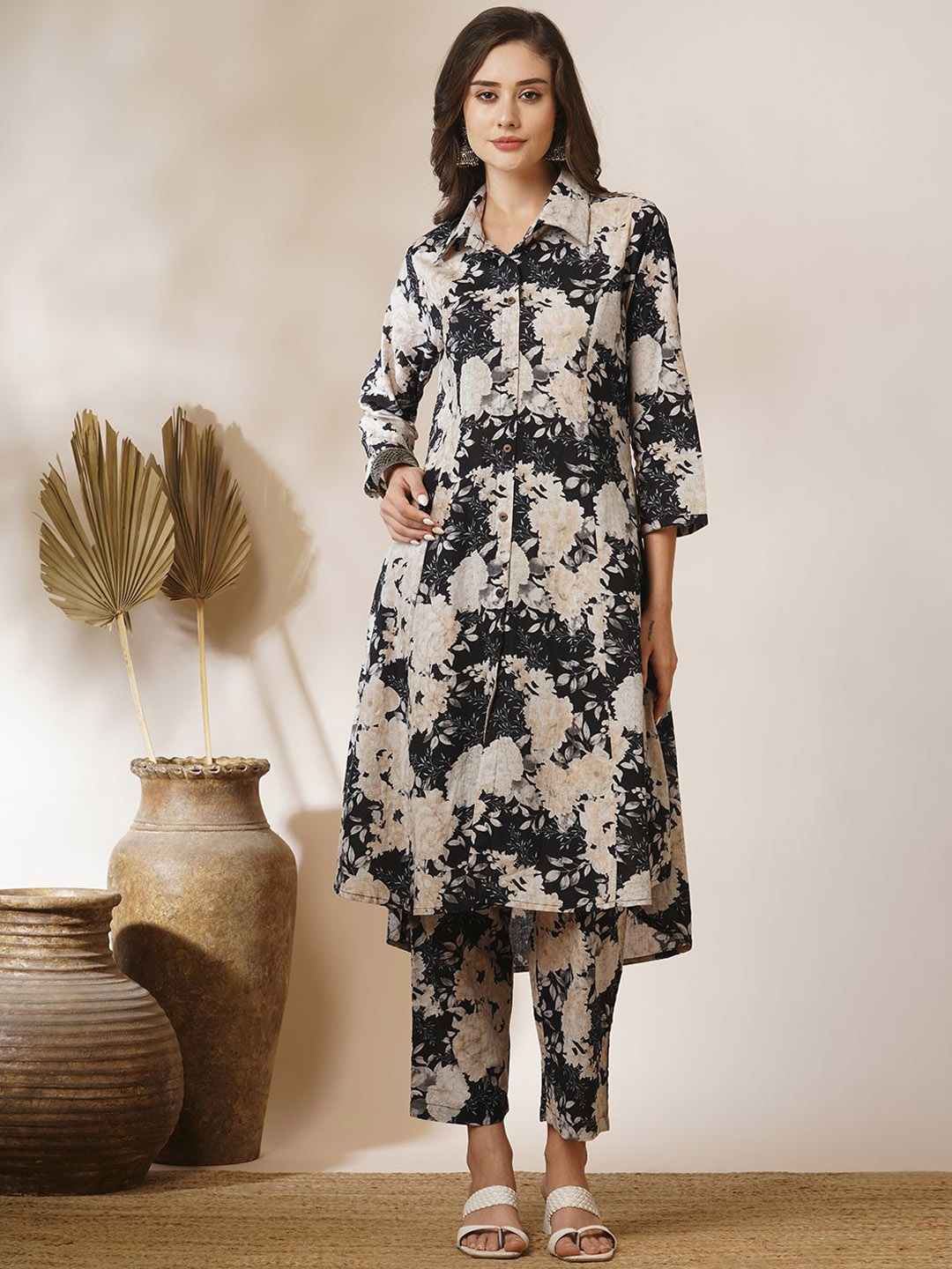 

FASHOR Floral Printed Shirt Collar A-Line Tunic With Trouser, Black