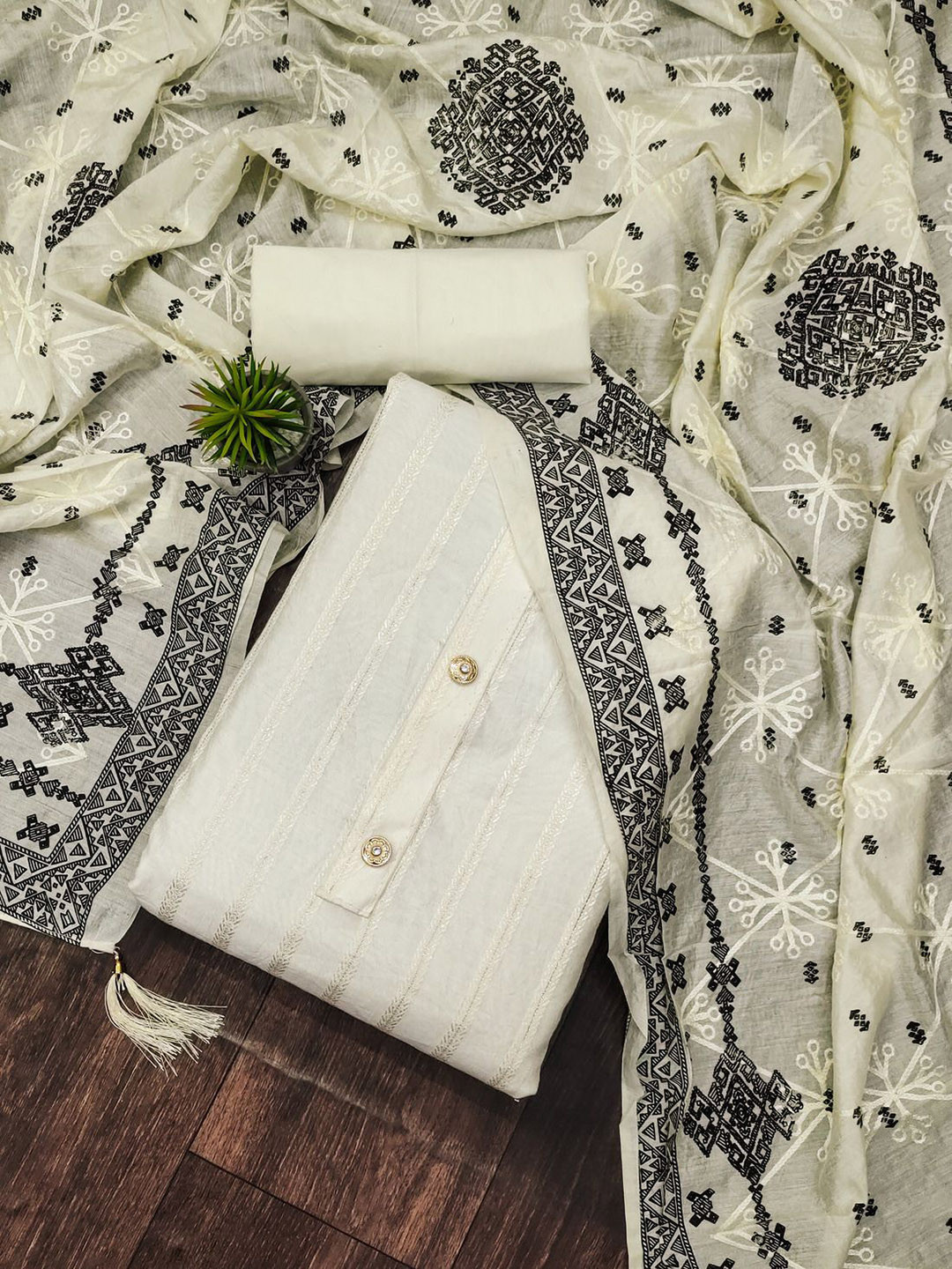 

APNISHA Woven Design Pure Silk Unstitched Dress Material, White