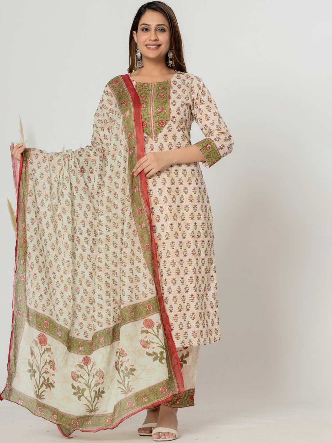 

VEDANA Ethnic Motifs Printed Regular Pure Cotton Kurta With Trousers & Dupatta, Cream