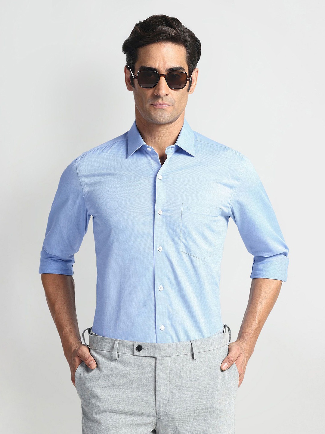 

Arrow Men Smart Cutaway Collar Solid Cotton Slim Fit Formal Shirt, Blue