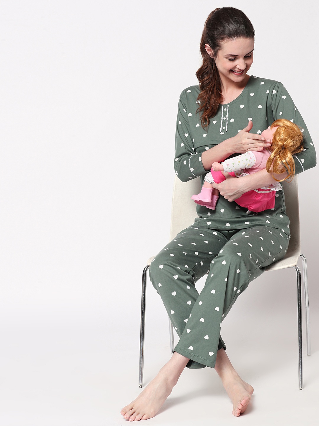 

Zeyo Women Green & White Printed Nursing & Feeding Night Suit