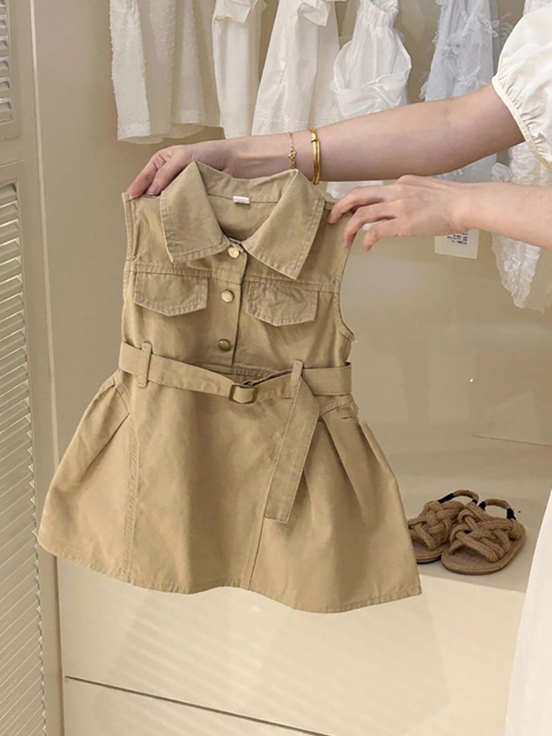 

StyleCast x Revolte 30701593 A-Line Midi Dress Comes with a belt, Khaki