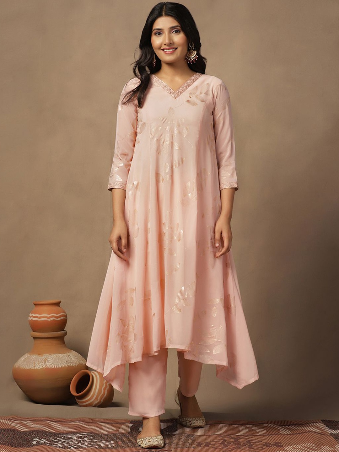 

BAESD Floral Printed Georgette Anarkali Kurta With Trousers, Beige