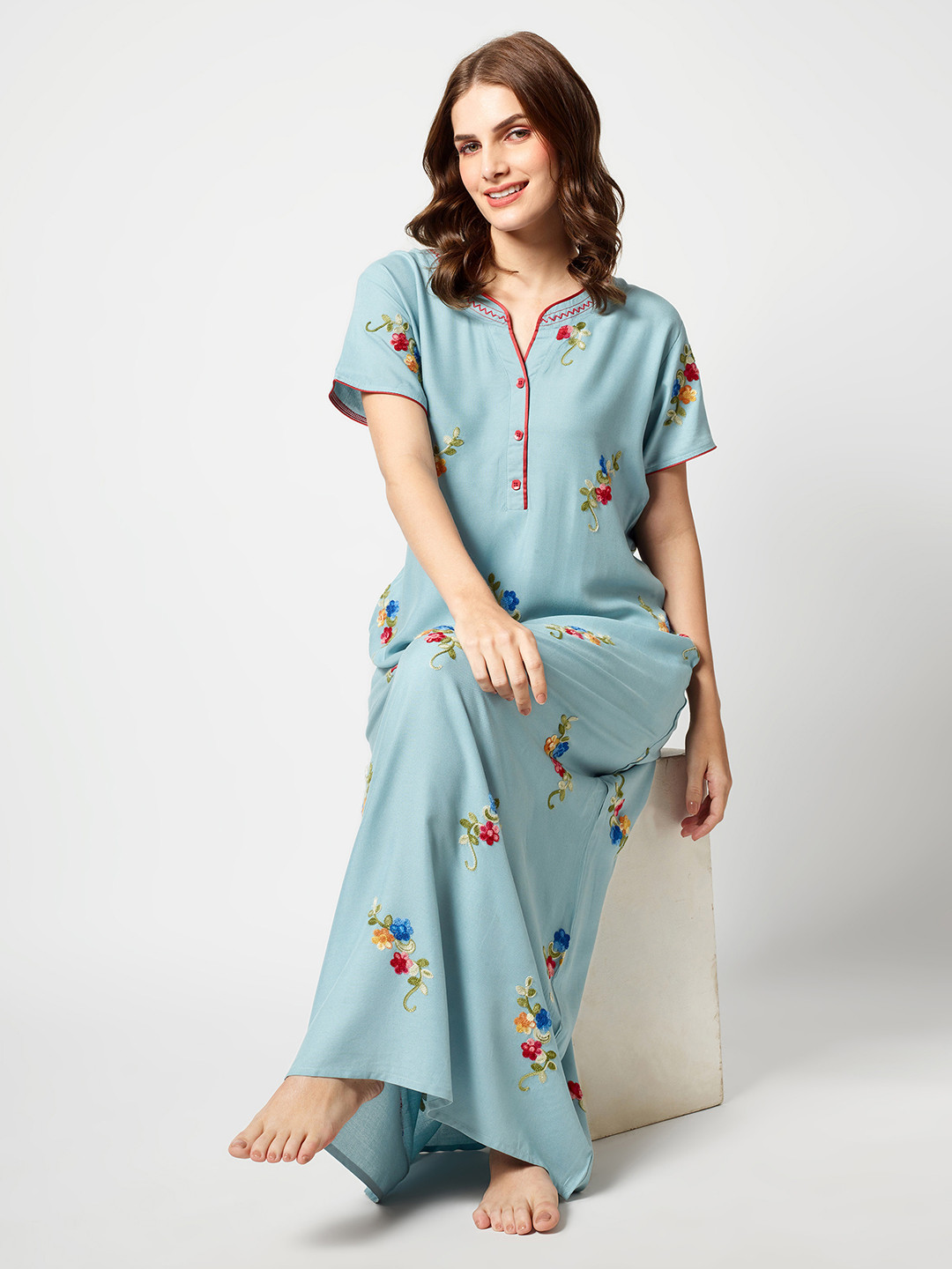 

Zeyo Floral Printed Maxi Nightdress, Blue