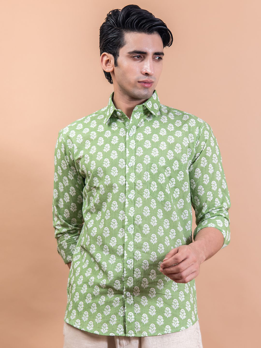 

Tistabene Men Standard Spread Collar Floral Printed Cotton Casual Shirt, Green