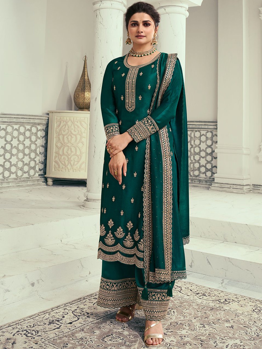

Seerat Ethnic Motifs Embroidered Sequinned Silk Georgette Kurta with Palazzo & Dupatta, Green