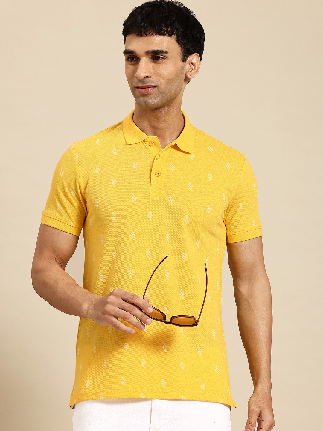 

United Colors of Benetton High IQ Printed Polo Collar T-shirt, Yellow