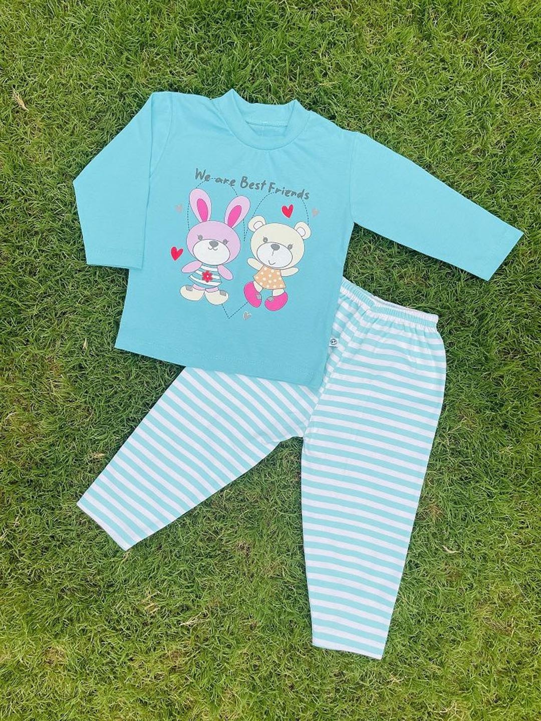 

BAESD Girls Printed Night suit, Turquoise blue
