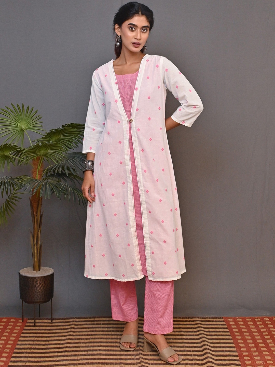 

Earthwear Geometric Woven Design Regular Cotton A-Line Jacket Style Kurta, White