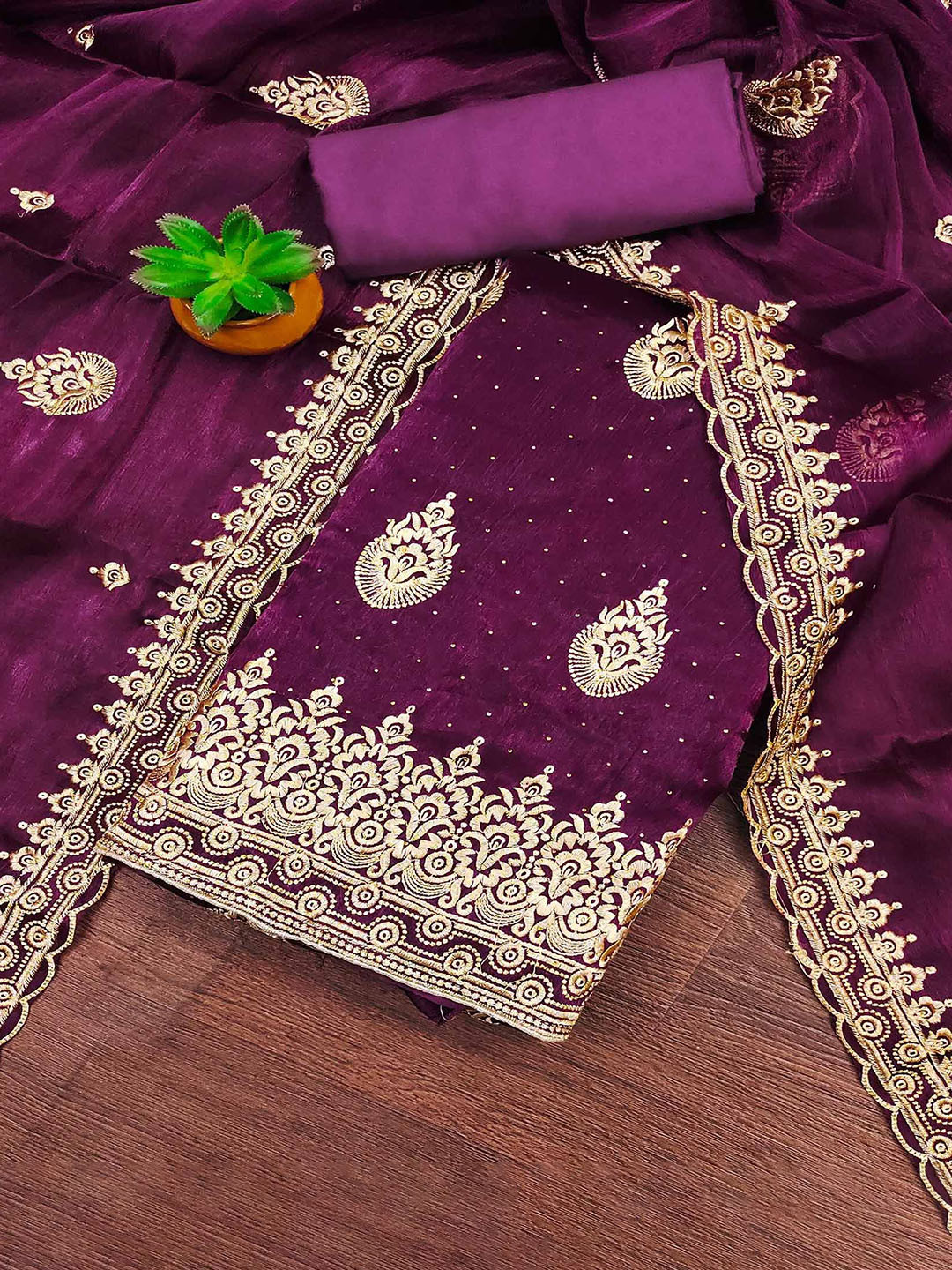 

Peachmode Floral Embroidered Beads and Stones Unstitched Dress Material, Purple
