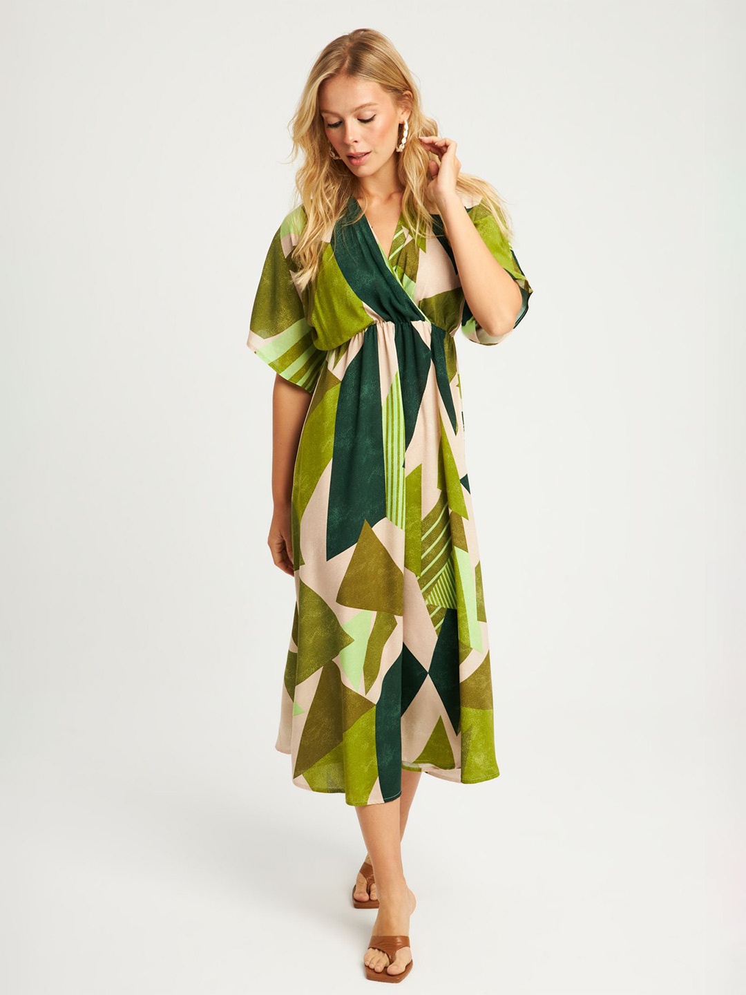

Cool & Sexy Printed Wrap Midi Dress, Na