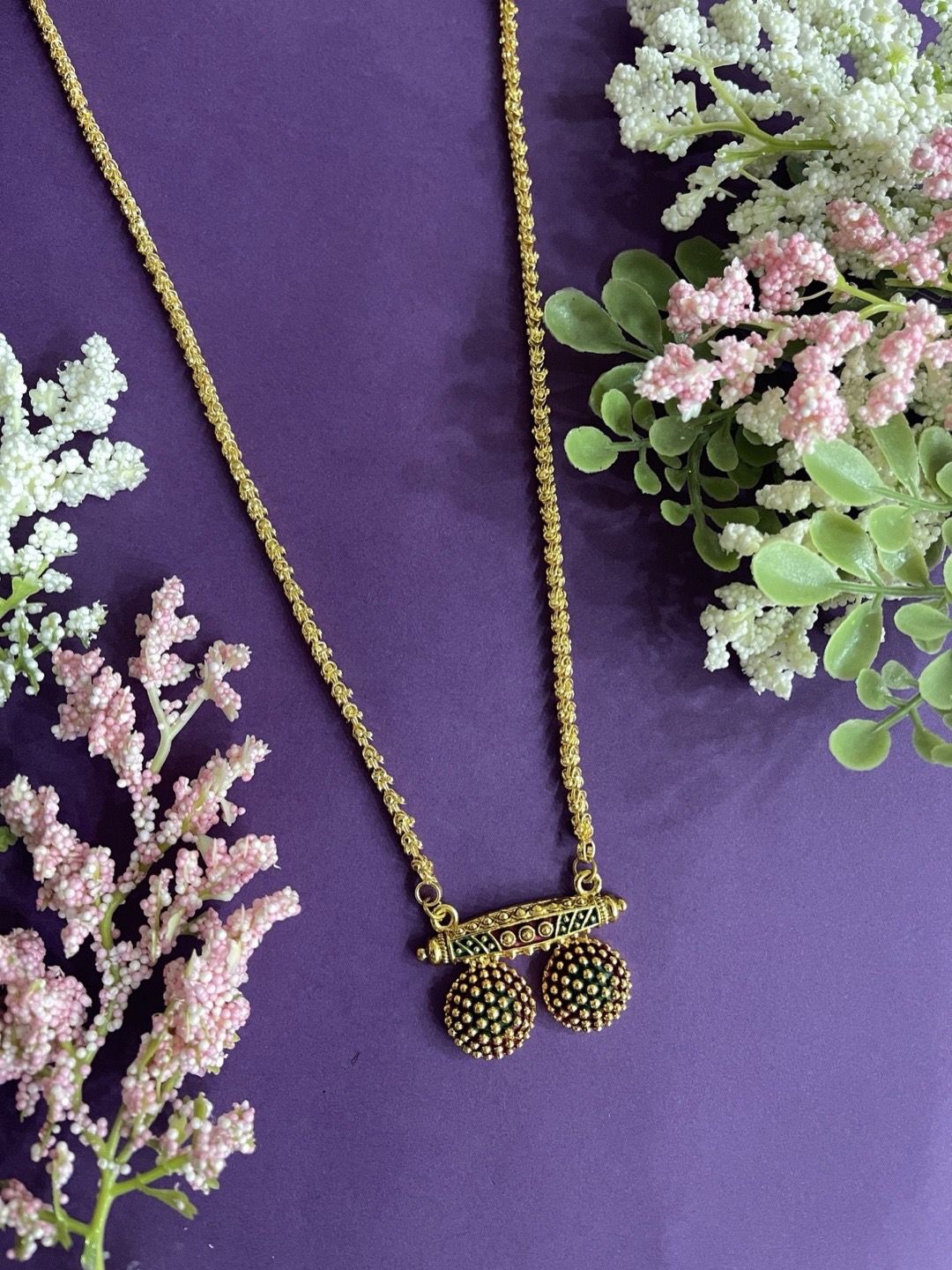 

Digital Dress Room Gold-Plated Necklace
