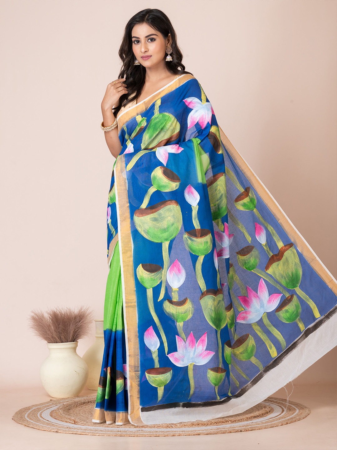 

Laa Calcutta Floral Pure Cotton Saree, Green