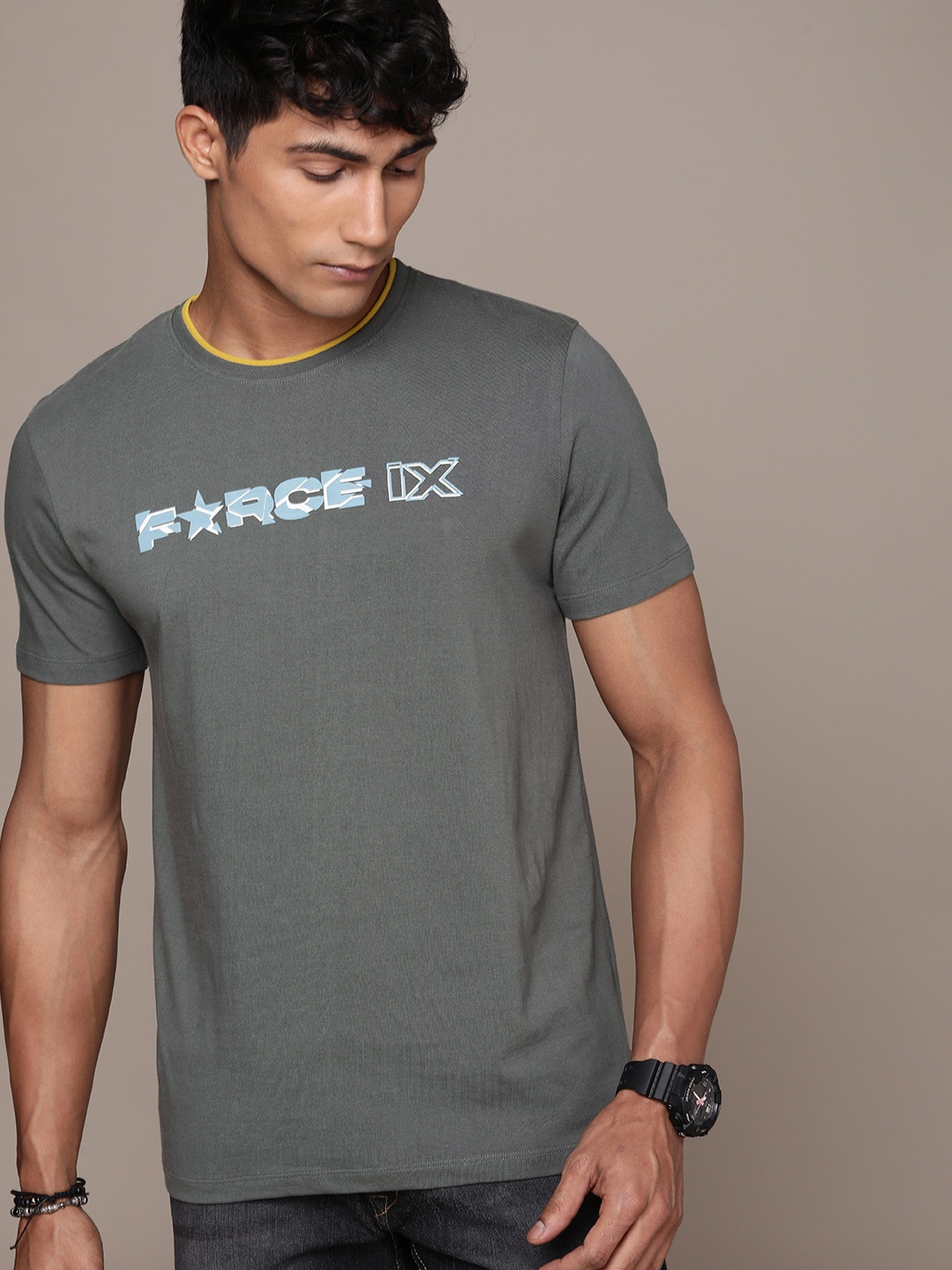 

FORCE IX Men Brand Logo Printed Pure Cotton T-shirt, Grey