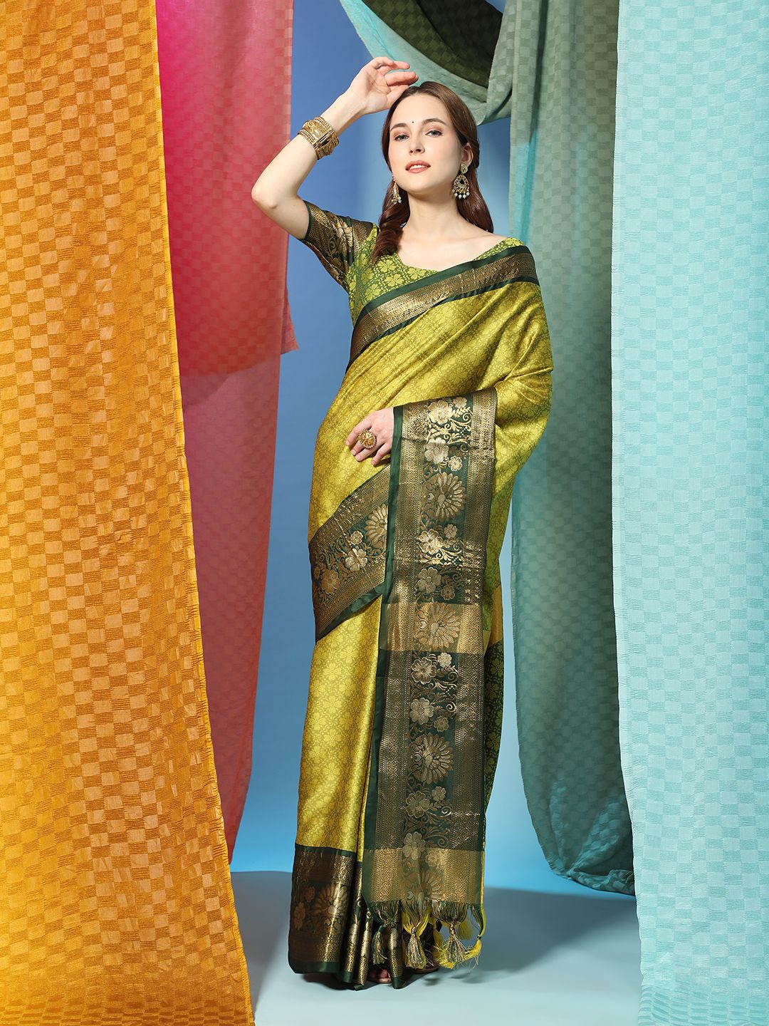 

NIWAA Woven Design Zari Banarasi Saree, Olive