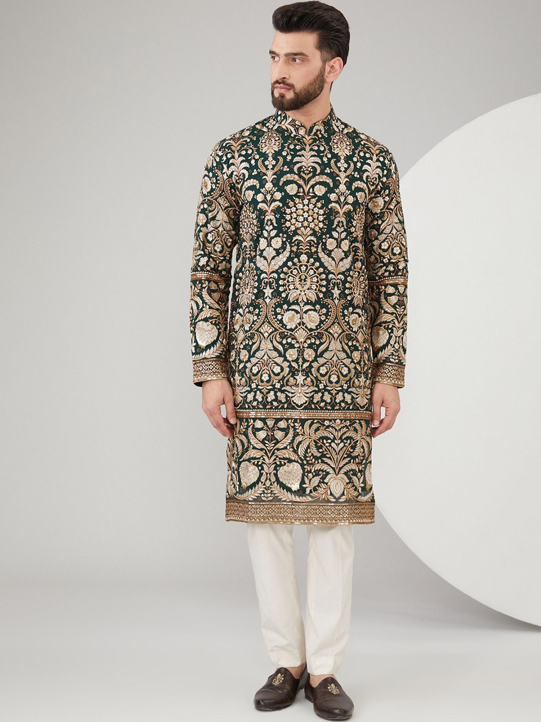 

KASBAH CLOTHING NISHCHAIY SAJDEH Floral Embroidered Sequinned Georgette Straight Kurta, Green