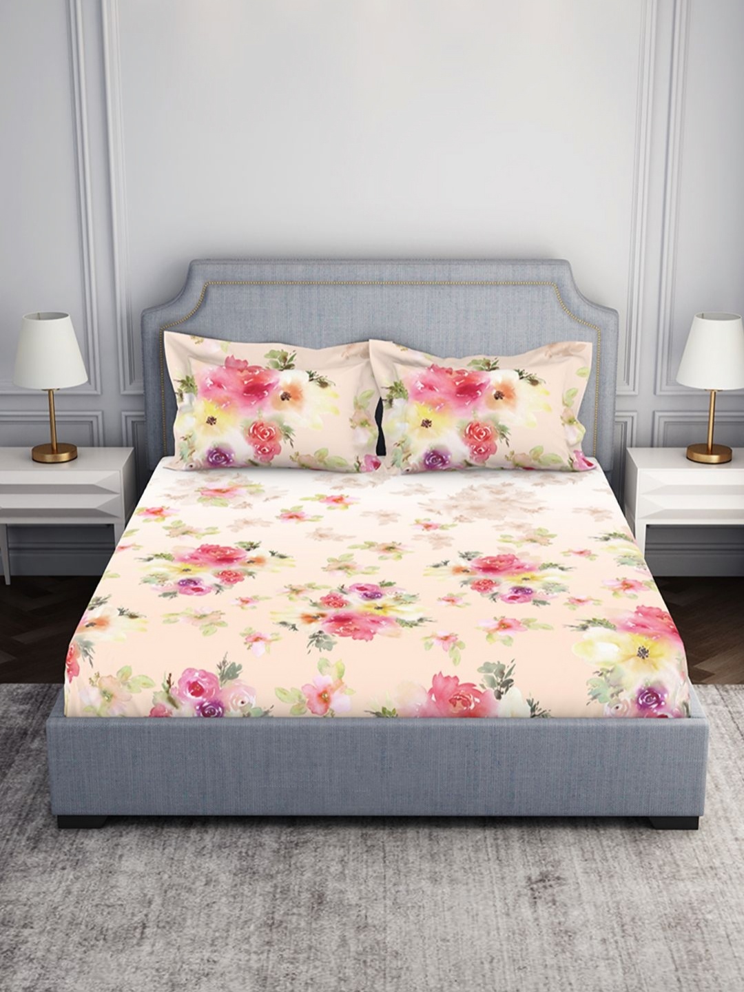 

SPACES Cream-Coloured & Pink Floral 130 TC Queen Bedsheet with 2 Pillow Covers
