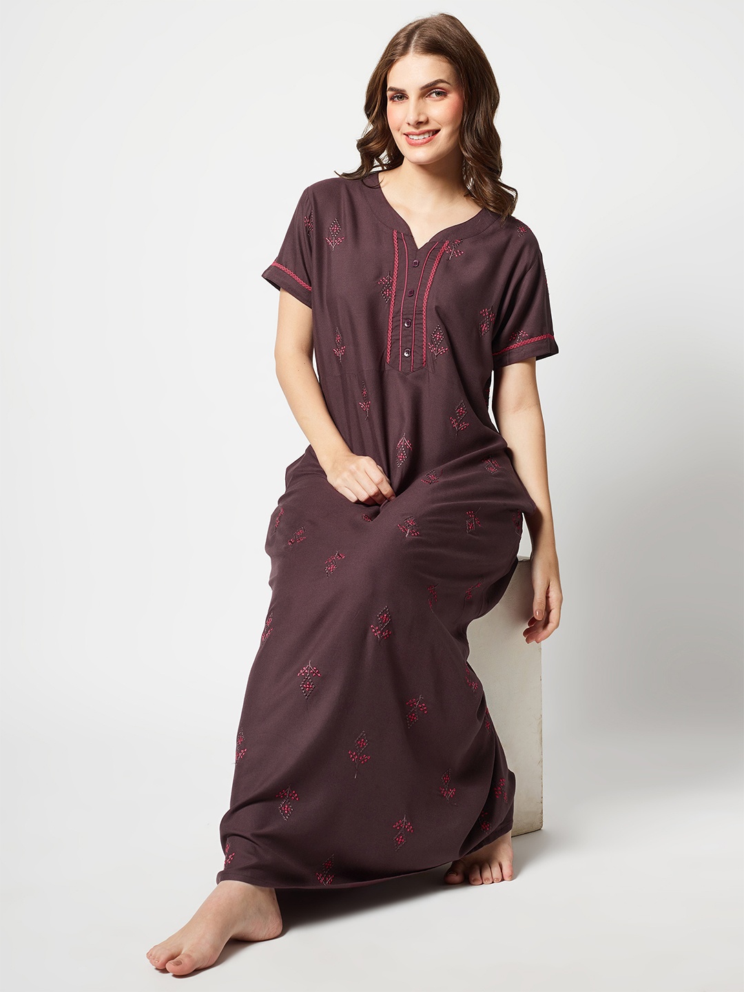 

Zeyo Ethnic Motifs Embroidered Maxi Nightdress, Brown