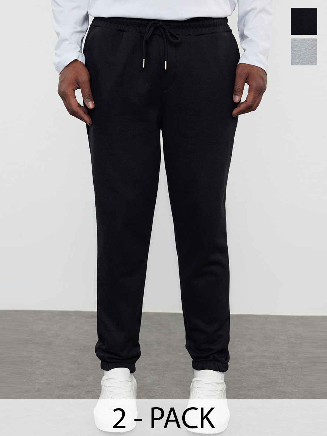 

Trendyol Men Pack Of 2 Mid-Rise Track Pants, Black