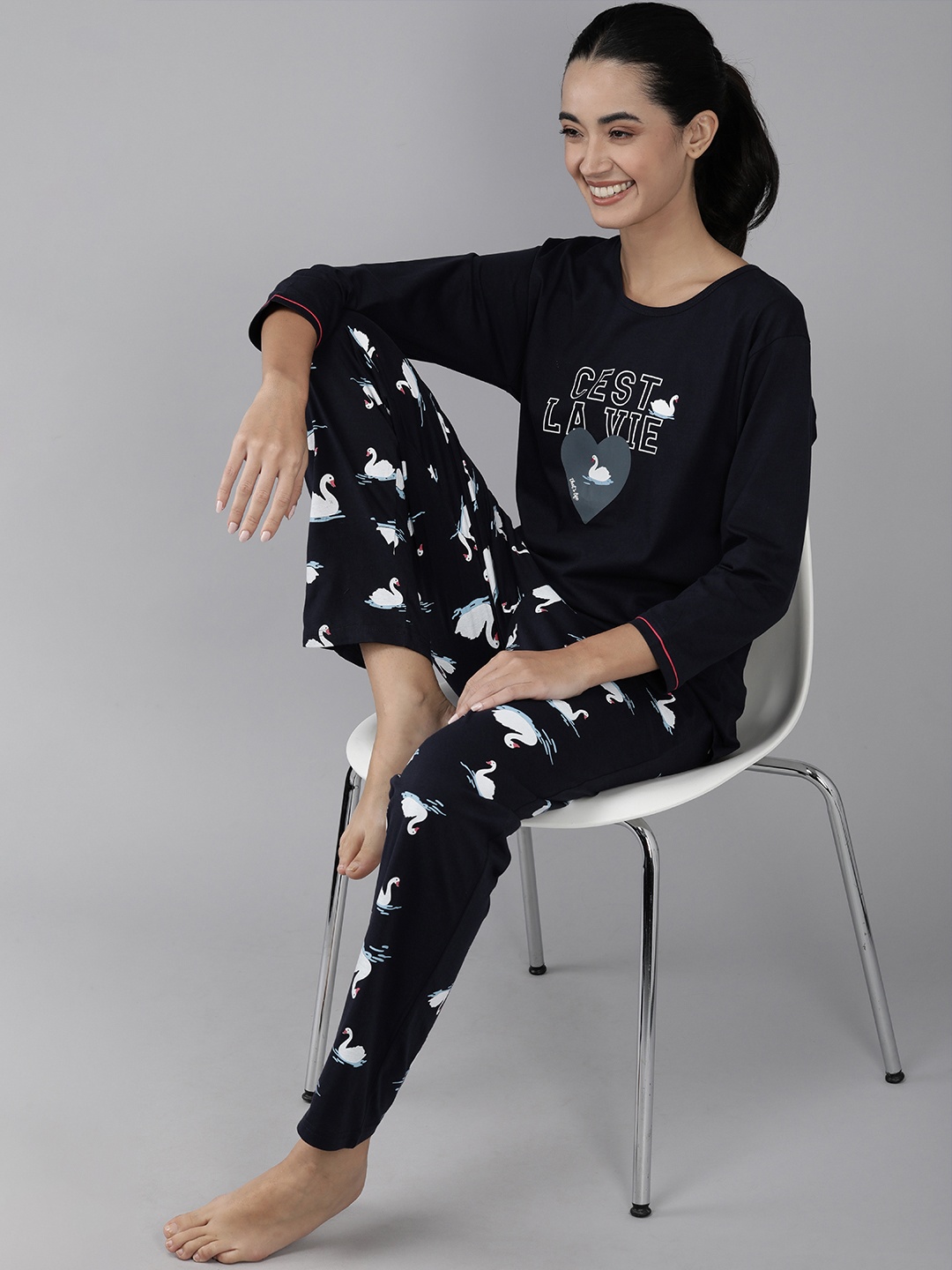 

Zeyo Women Navy Blue Printed Cotton Night suit