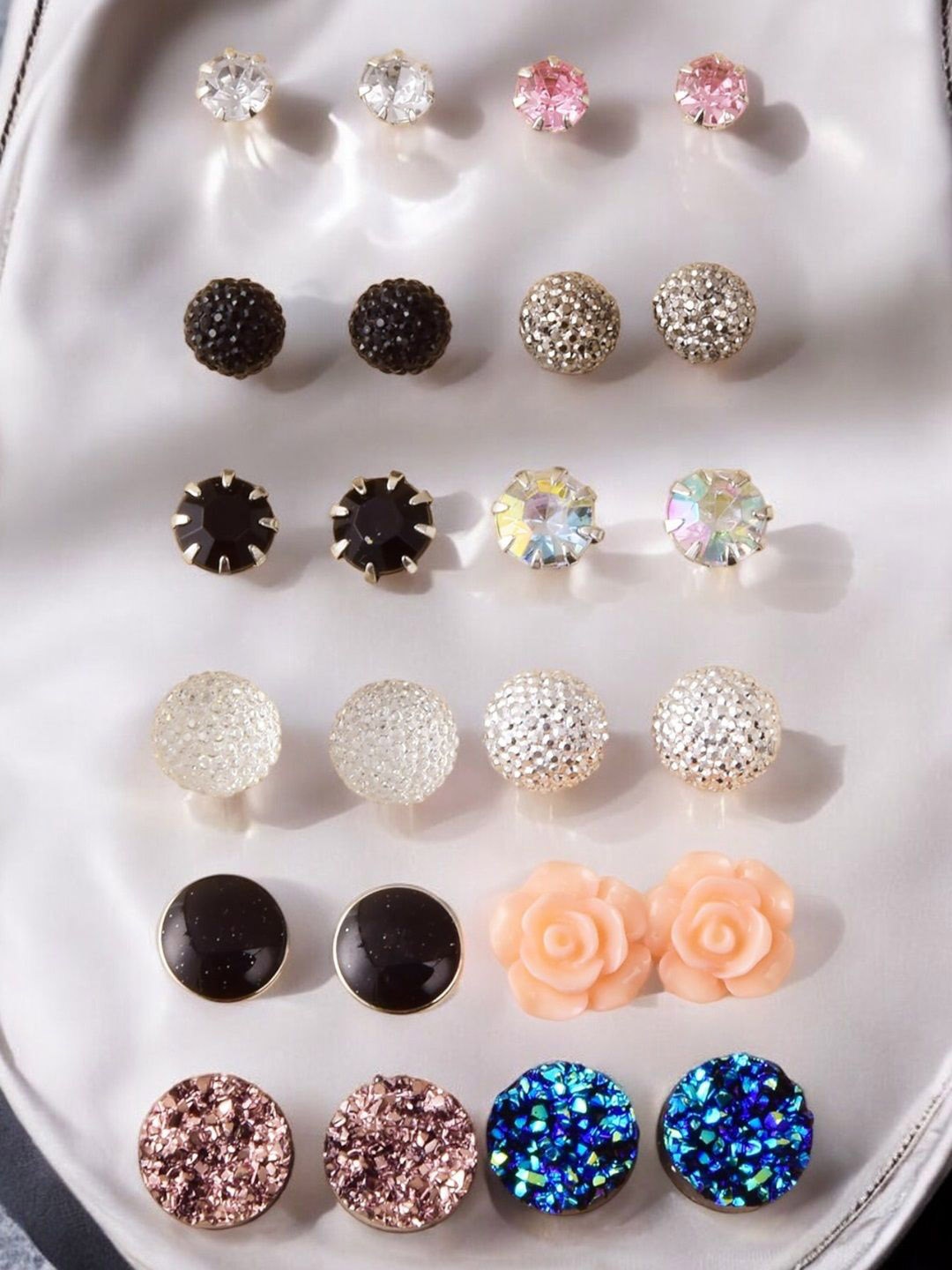 

OOMPH Set Of 12 Crystals Studded Contemporary Studs, Blue