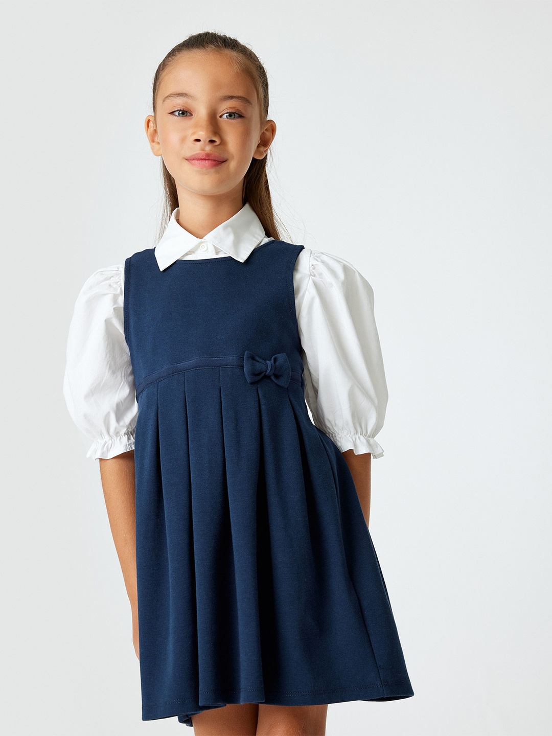 

Koton Girls Solid Puff Sleeve Fit & Flare Dress, Navy blue