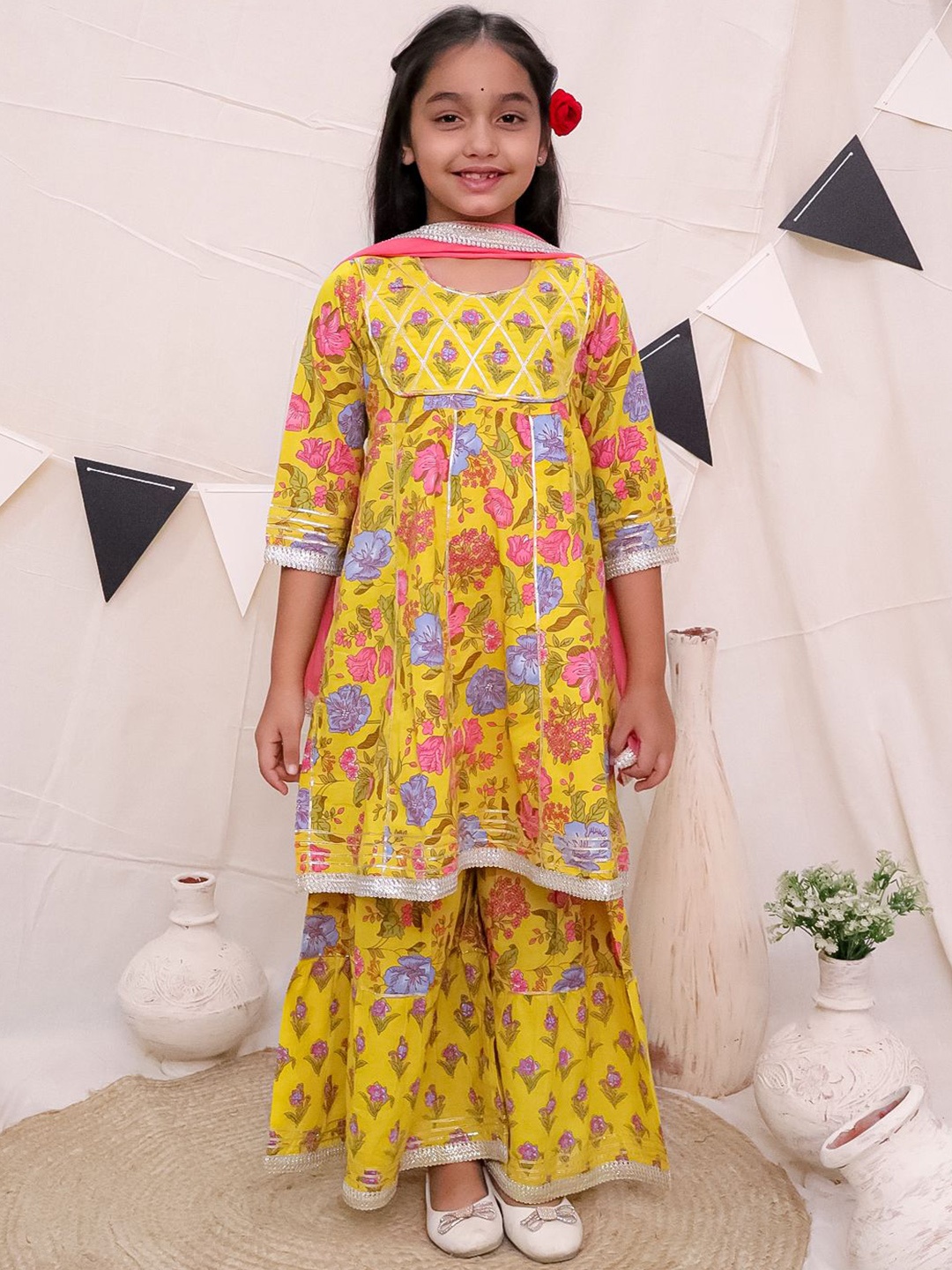 

Ka-mee Girls Floral Printed Regular Pure Cotton Anarkali Kurta with Sharara & Dupatta, Yellow