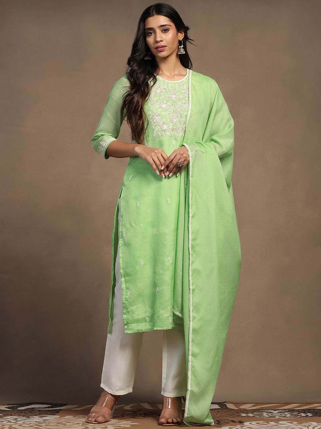 

BAESD Ethnic Motifs Embroidered Straight Kurta With Trouser & Dupatta, Green