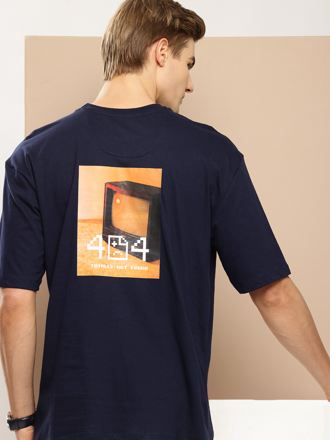 

INVICTUS Printed Relaxed Fit Drop-Shoulder Sleeves Pure Cotton T-shirt, Navy blue