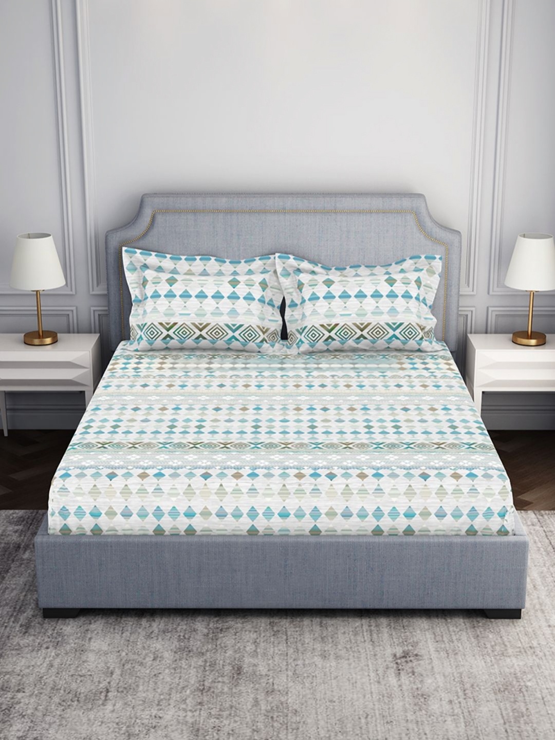 

SPACES White & Turquoise Blue Geometric 130 TC Queen Bedsheet with 2 Pillow Covers