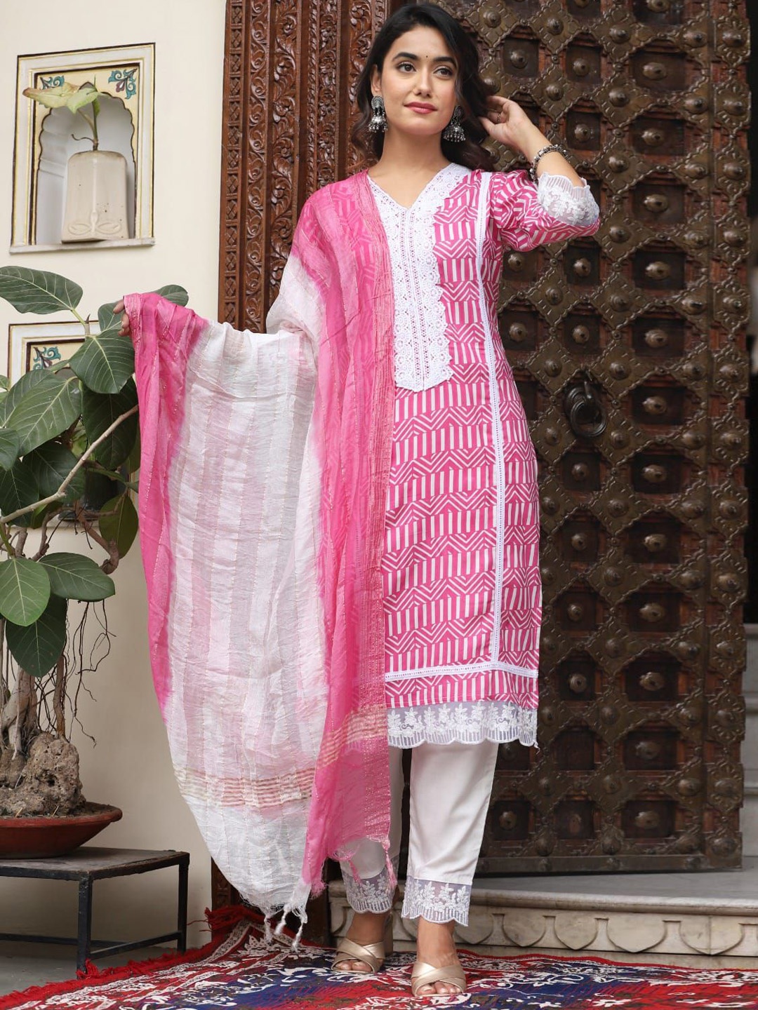 

MILAAV Geometric Printed Gotta Patti V-Neck Kurta With Trousers & Dupatta, White
