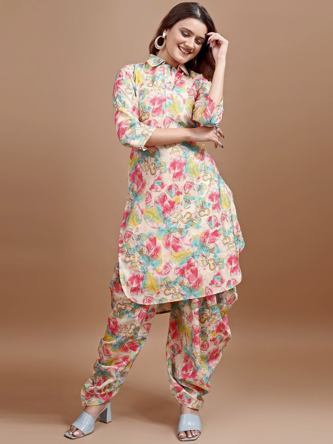 

Tikhi Imli Floral Printed Shirt Collar Tunic With Dhoti Pant, Beige