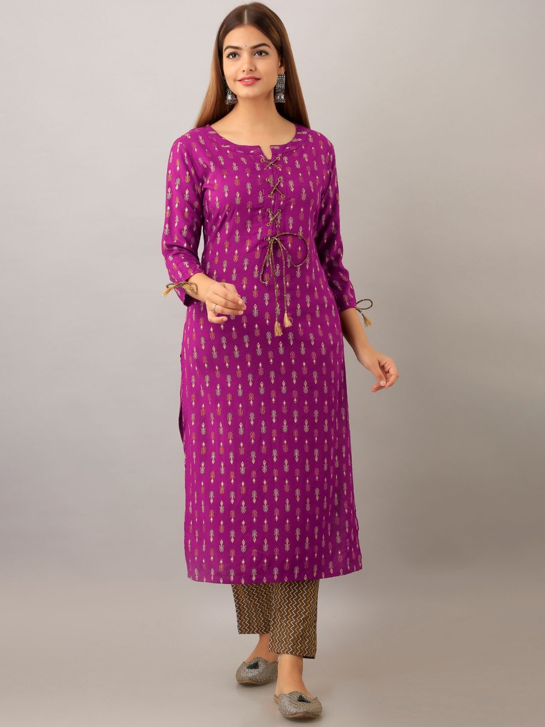 

Jaipurite Paisley Printed Straight Kurta, Purple