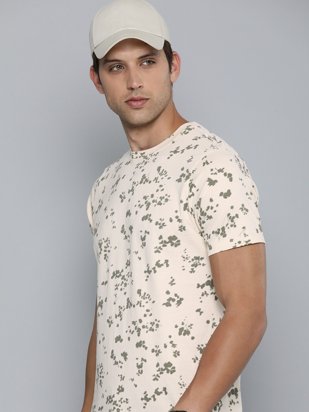 

Flying Machine Abstract Printed Pure Cotton T-shirt, Beige