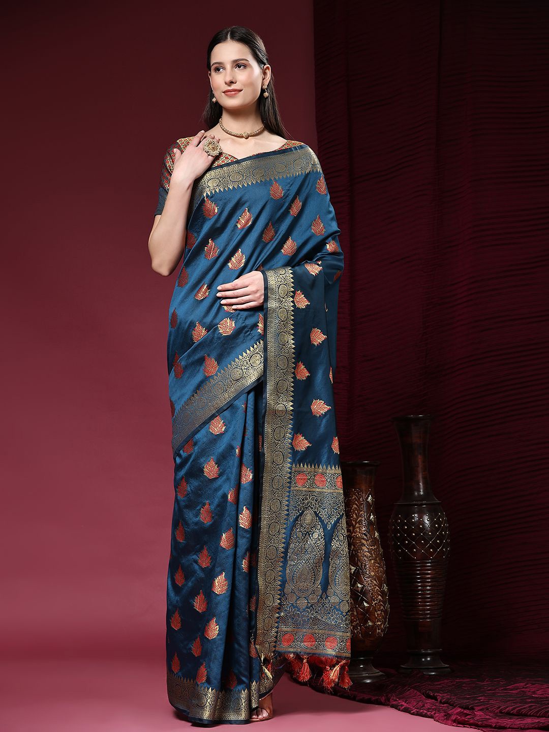 

NIWAA Woven Design Zari Banarasi Saree, Blue
