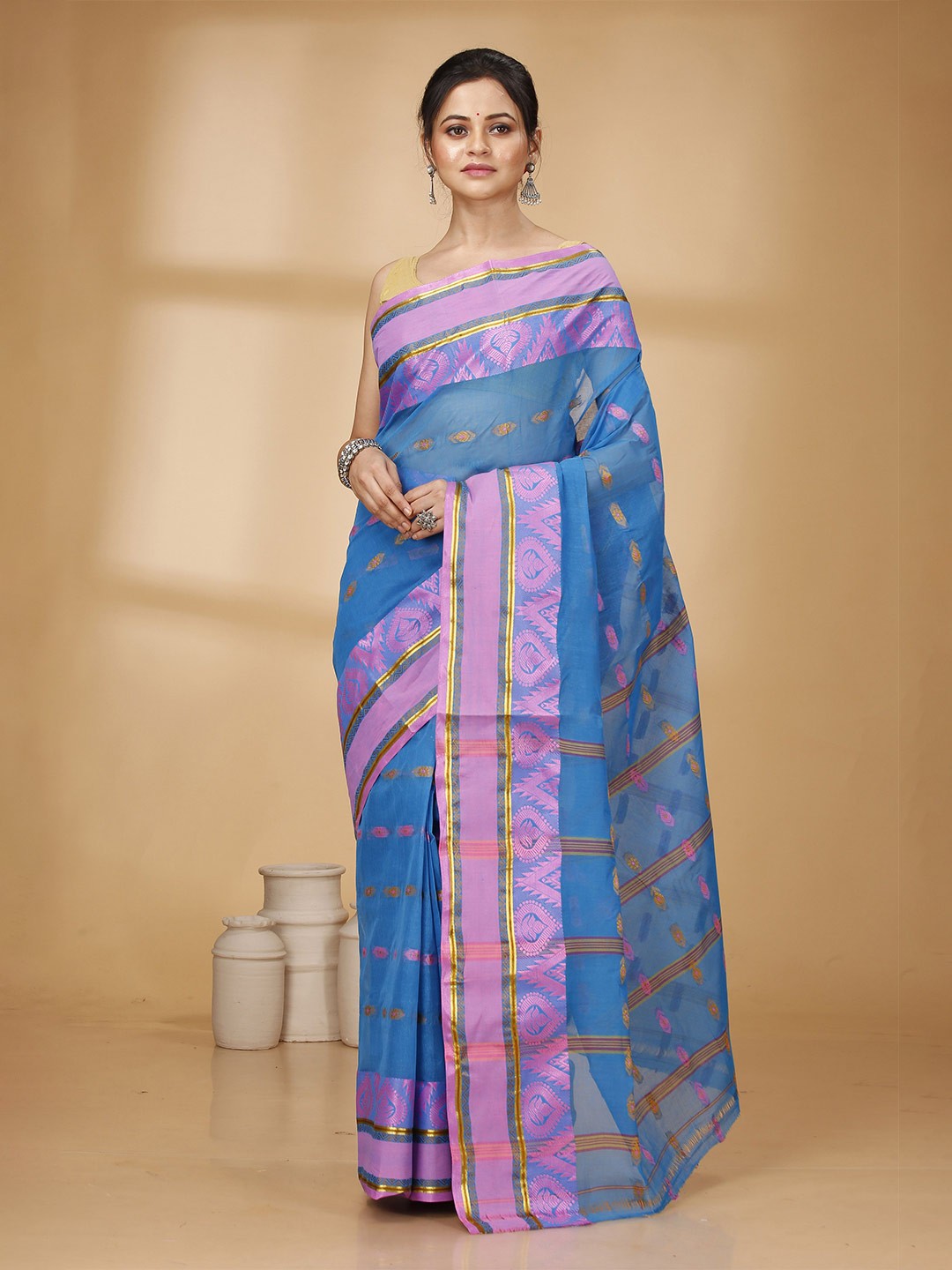 

Ruuprekha Woven Design Pure Cotton Taant Saree, Blue