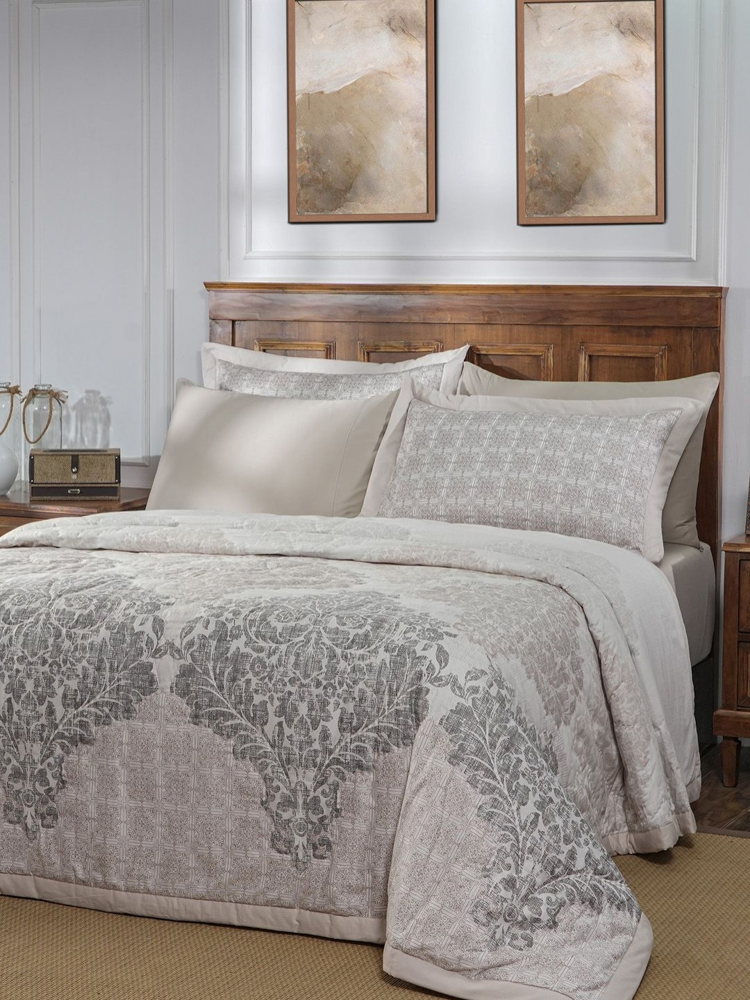 

MASPAR Acanthus Serenity Beige & Grey Floral Printed 150 GSM Cotton Double Queen Quilt